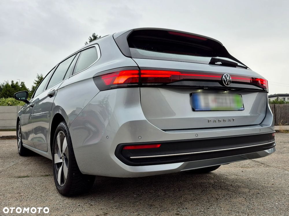 Volkswagen Passat 2.0 TDI SCR DSG Business - 37
