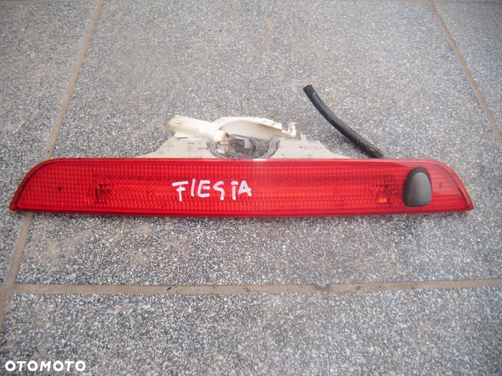 ford fiesta mk6 03r światło stop wklapę tył - 1