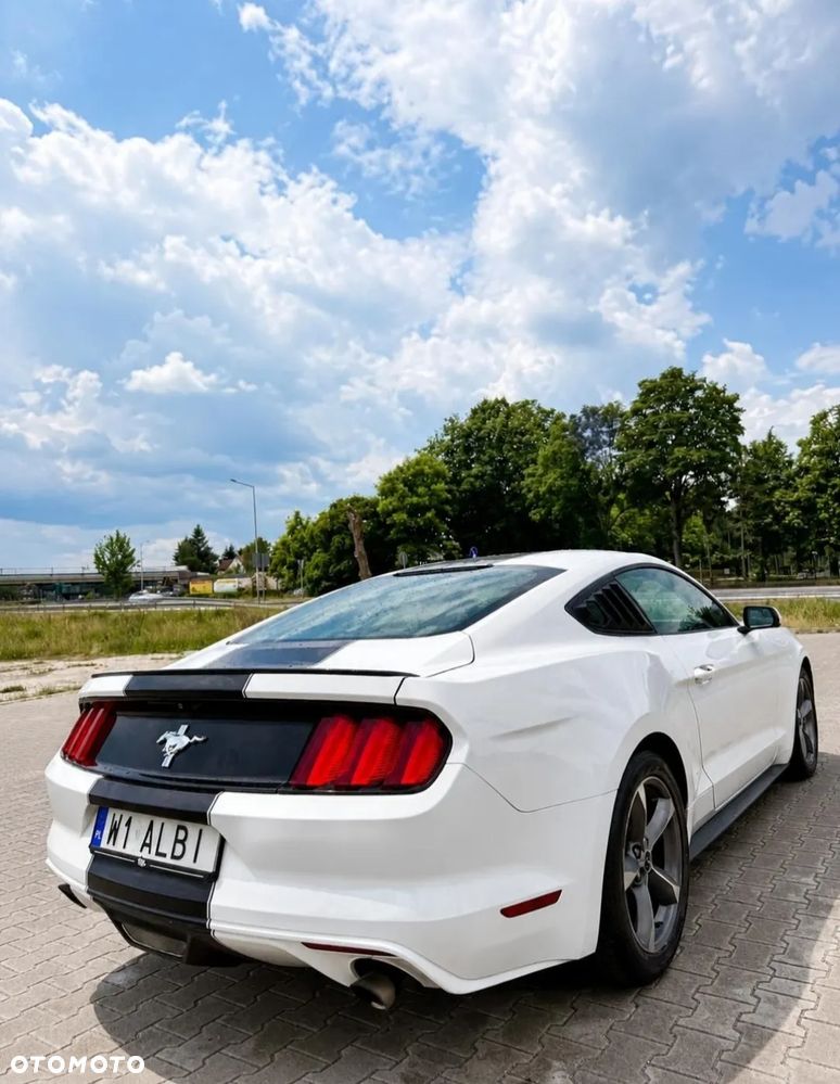 Ford Mustang 3.7 V6 - 2