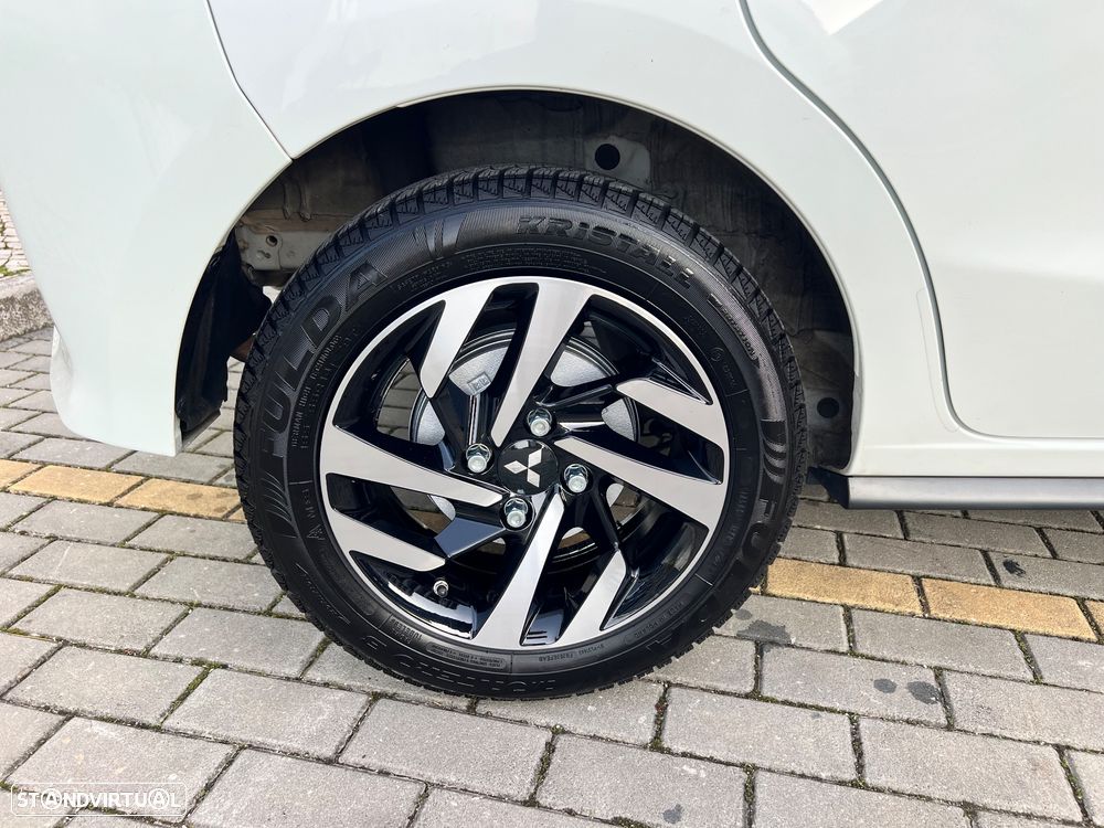 Mitsubishi Space Star 1.2 Intense - 10