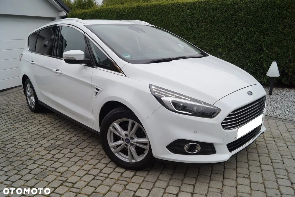 Ford S-Max 2.0 EcoBoost Titanium - 9