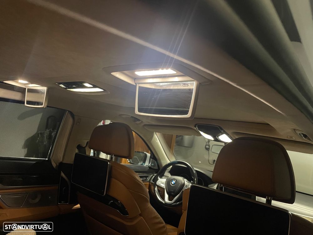 BMW 740 Le iPerformance - 10