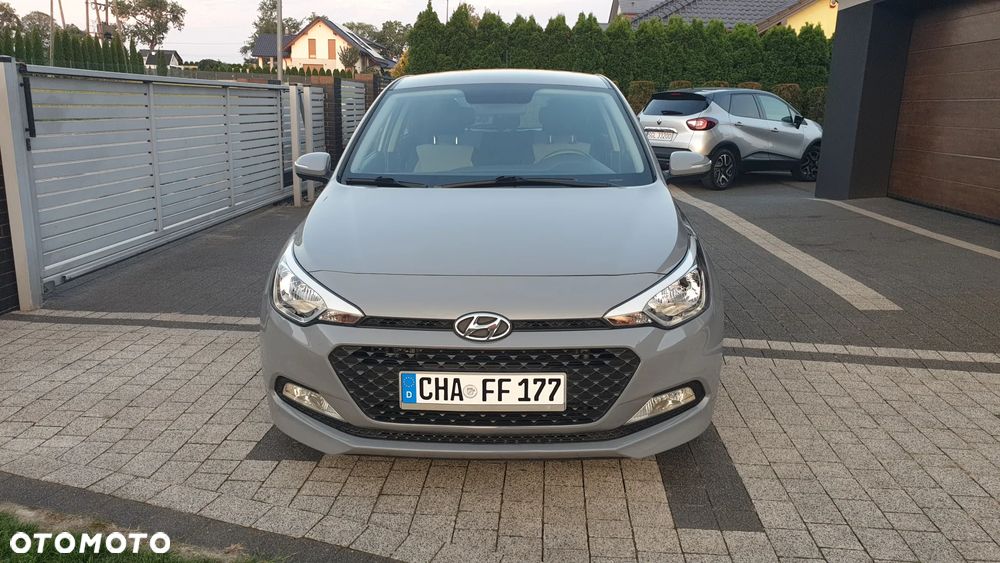 Hyundai i20 1.2 Intro Edition - 2