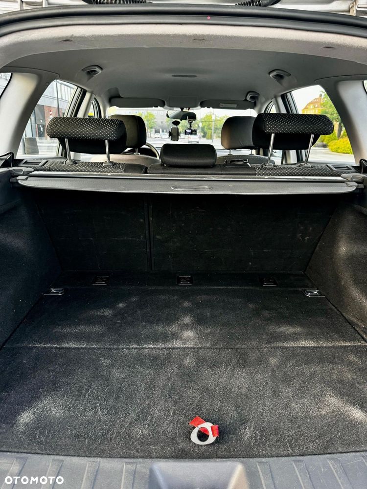 Hyundai i30 1.6 CRDi Base - 24