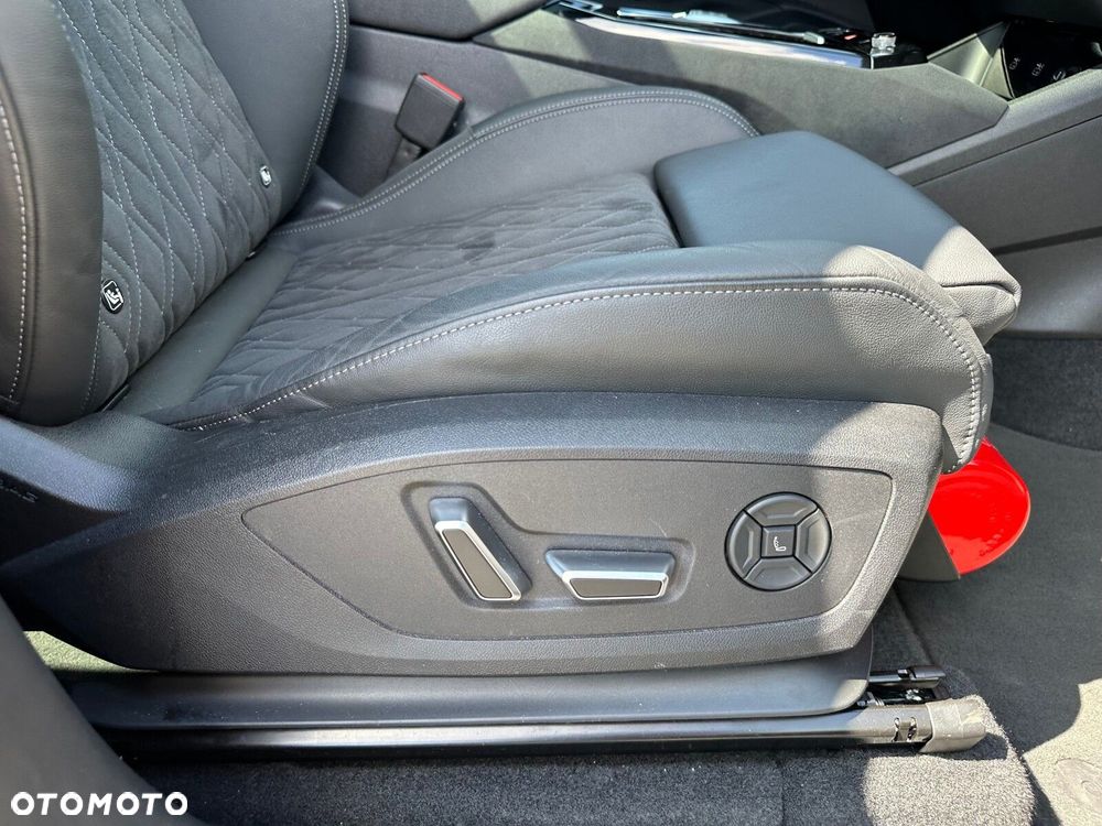 Audi Q6 e-tron - 26