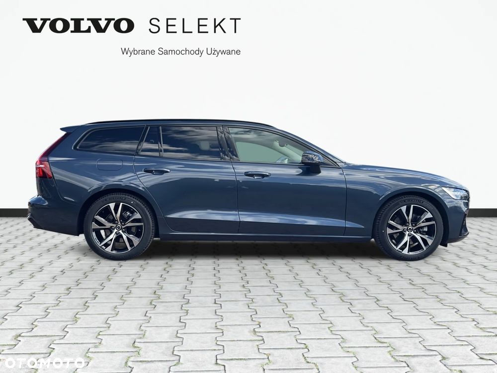 Volvo V60 B4 B Plus Dark - 5