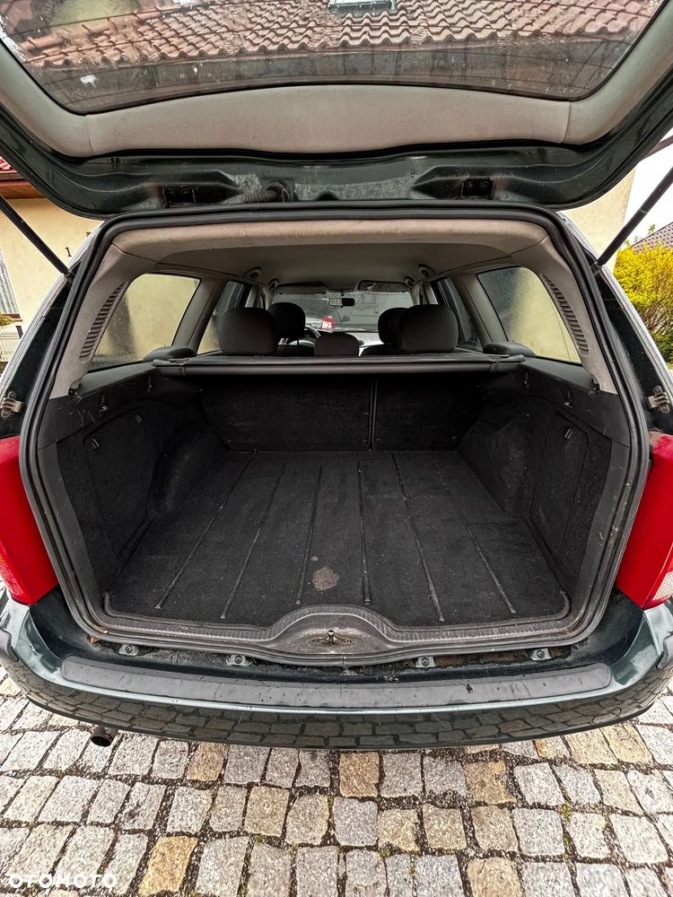 Ford Focus 1.6 X100 - 11