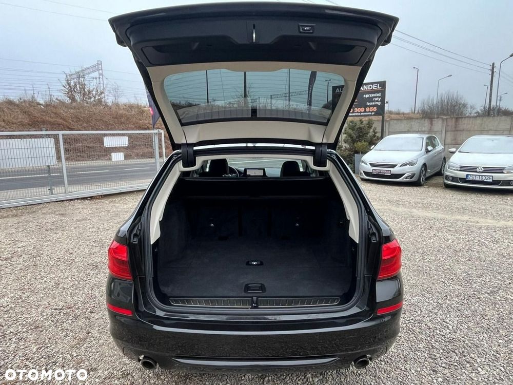 BMW Seria 5 530i xDrive GPF Sport Line sport - 15