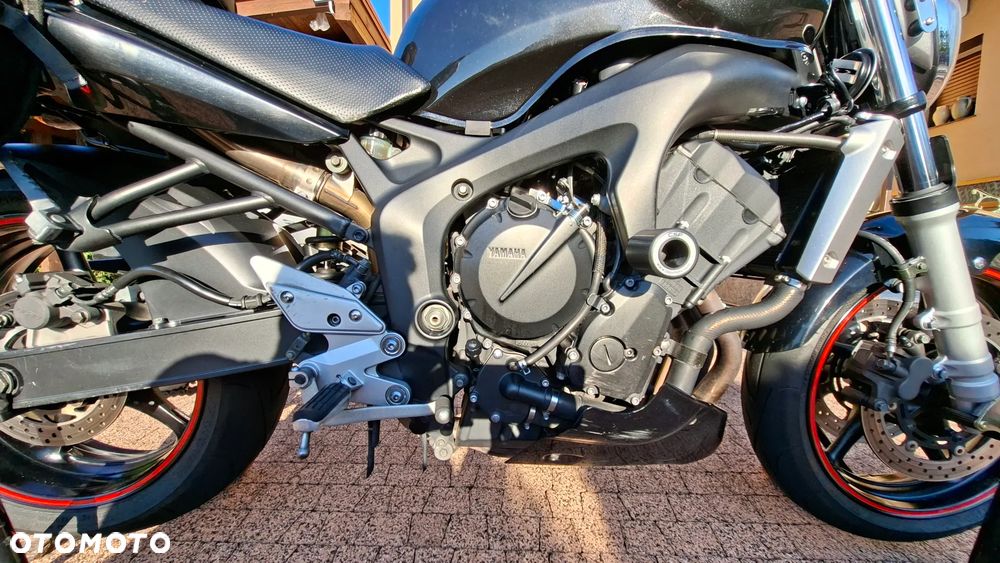Yamaha FZ6 - 17