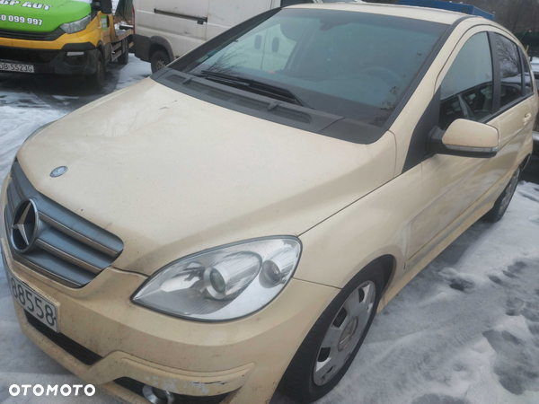 Mercedes B-Klasa W245 kolor 623 klapa tylna FV dostawa