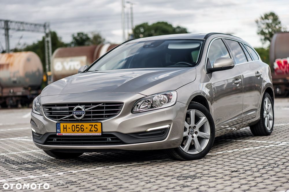 Volvo V60 - 2