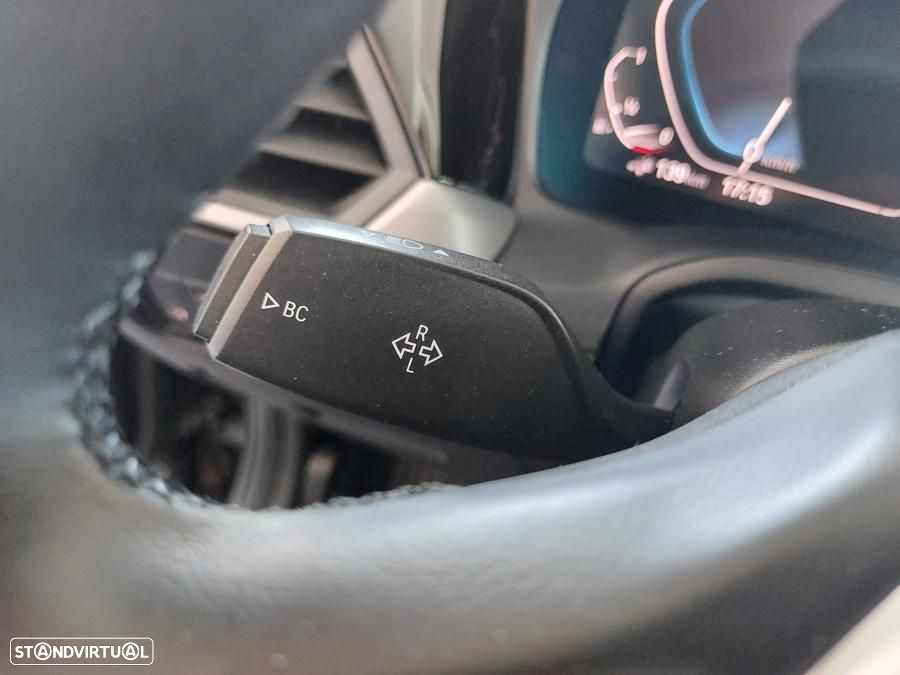 BMW 330 e Auto - 24
