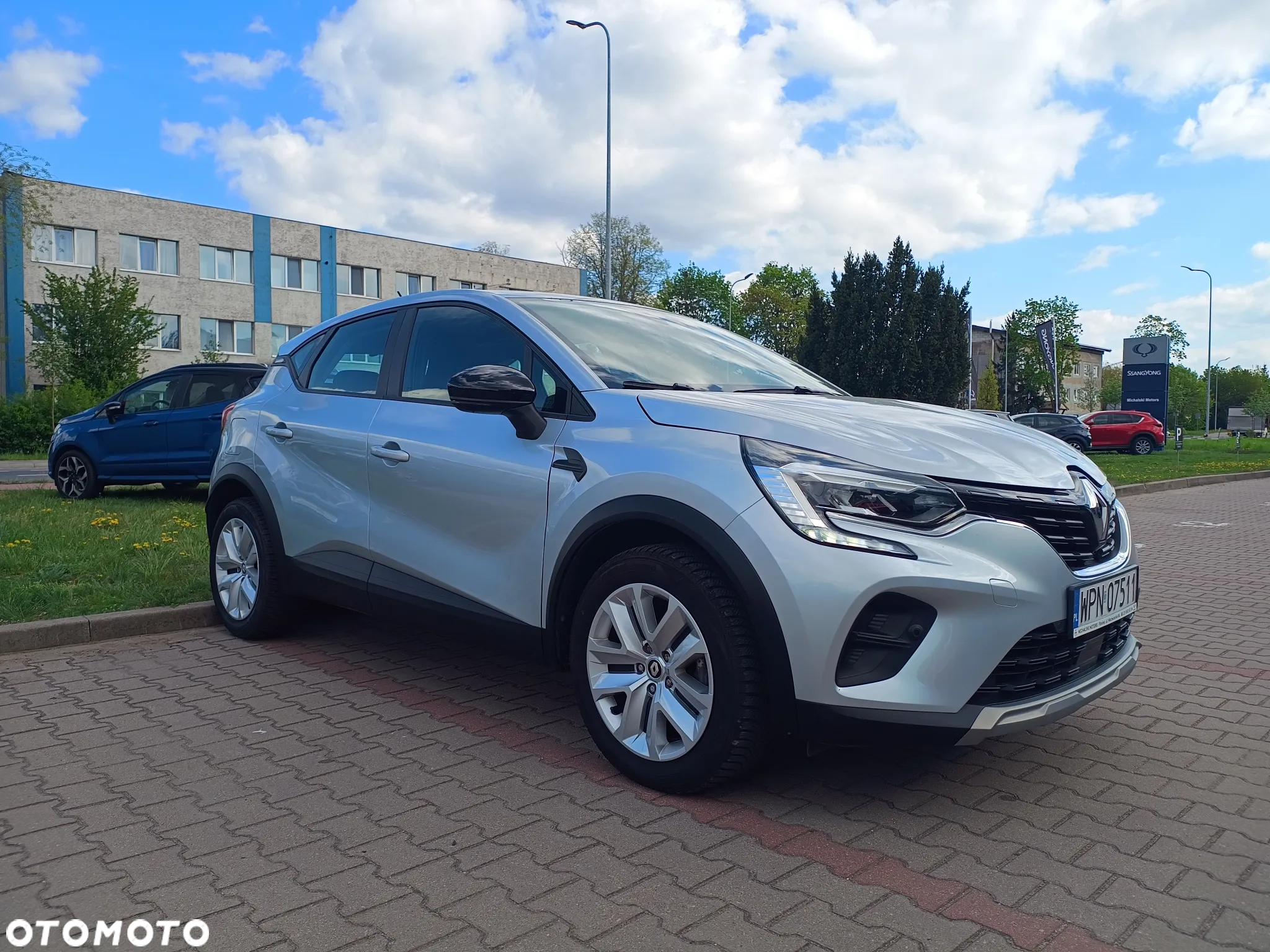 Renault Captur TCe 100 LIFE - 4