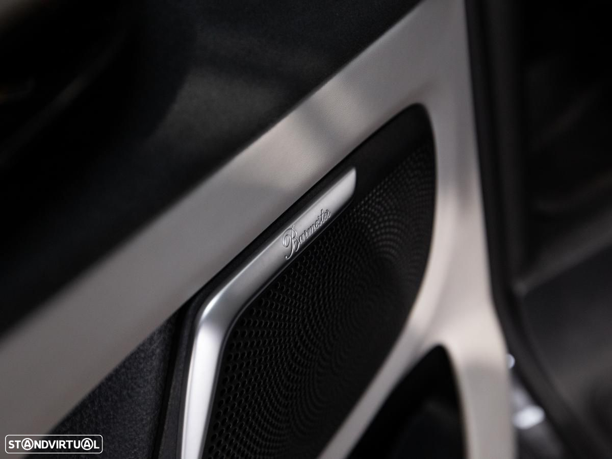 Mercedes-Benz V 300 d Longo Avantgarde - 36