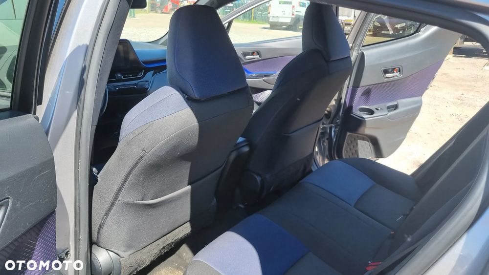 Toyota C-HR Business-Edition - 24