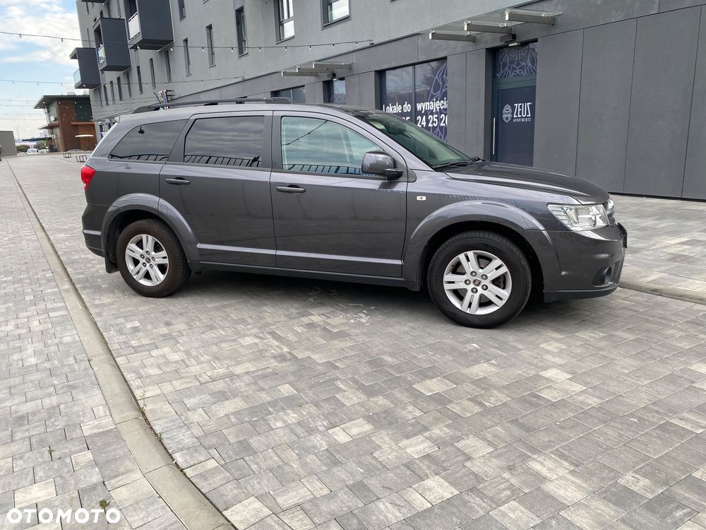 Fiat Freemont 2.4 16V Urban - 16