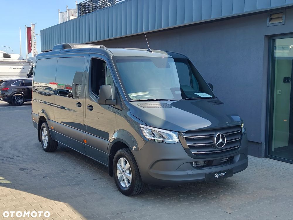 Mercedes-Benz Sprinter - 4
