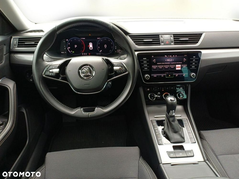 Skoda Superb 2.0 TDI SCR Style DSG - 18