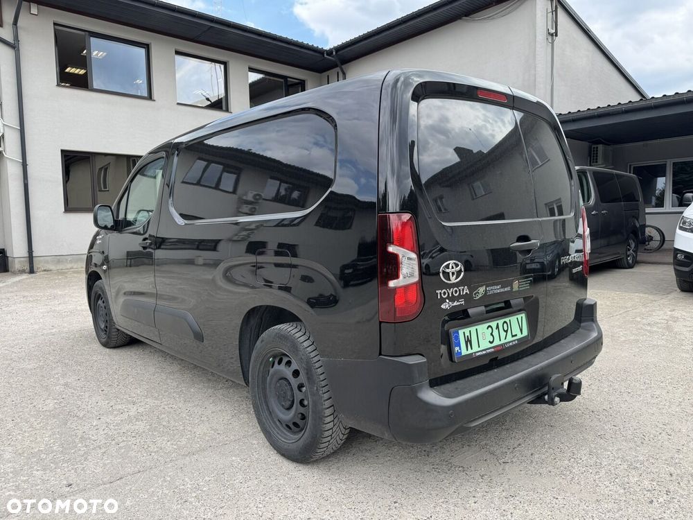 Toyota Proace City - 7