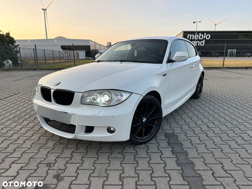 BMW Seria 1 118d Sport Line - 2