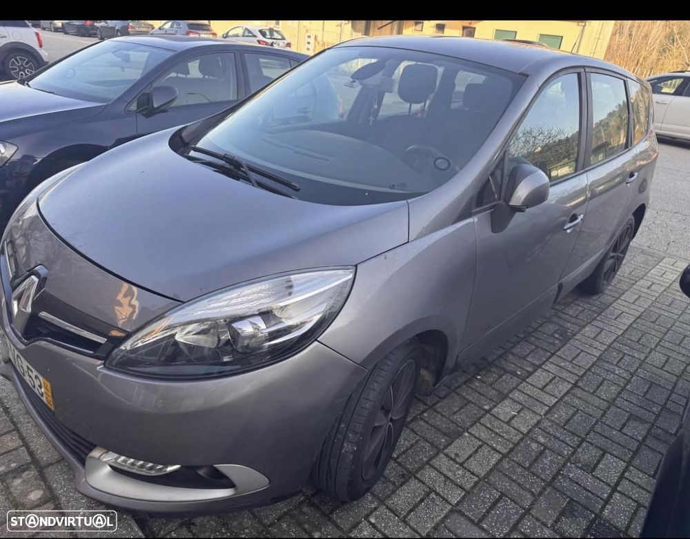 Renault Scénic - 6