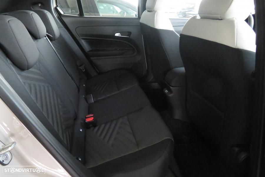 Fiat 600 1.2 Hybrid Icon - 17