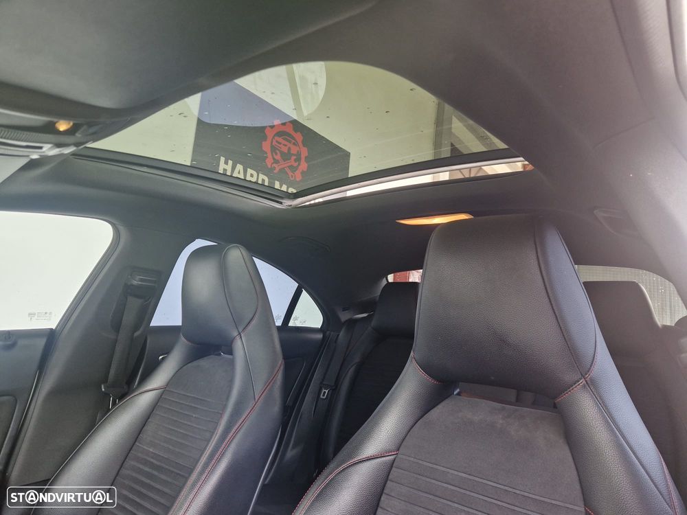 Mercedes-Benz CLA 180 Standard - 14