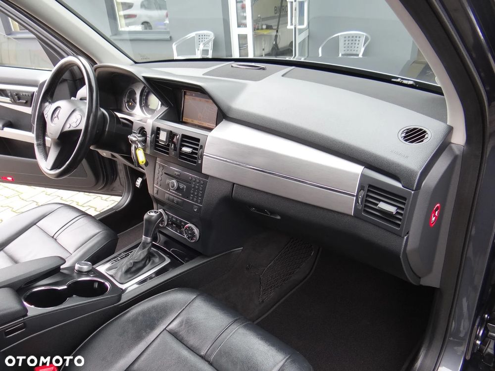 Mercedes-Benz GLK 320 CDI DPF 4Matic 7G-TRONIC Edition 1 - 29