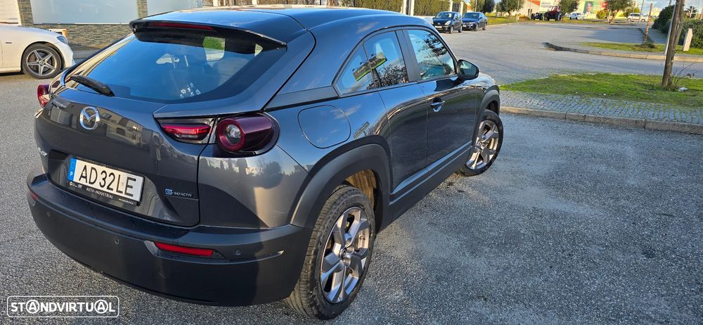 Mazda MX-30 e-SKYACTIV Excellence - 5