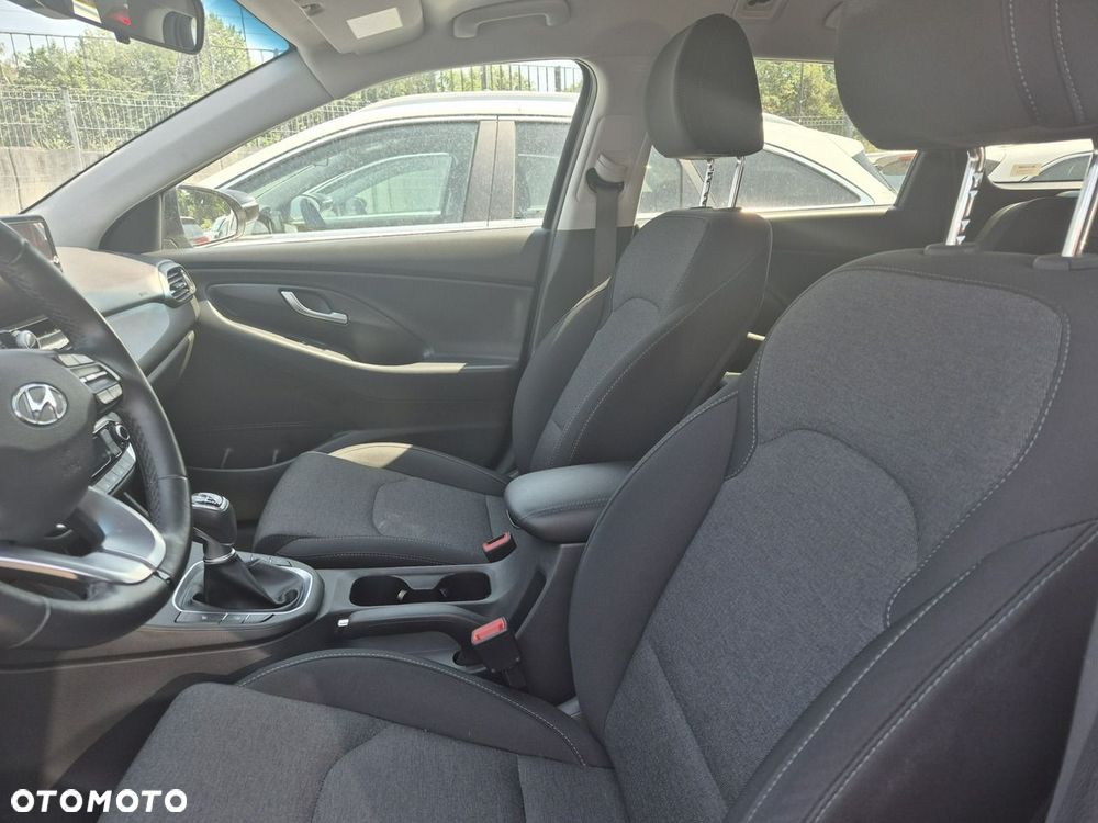 Hyundai i30 1.0 T-GDI Smart - 16