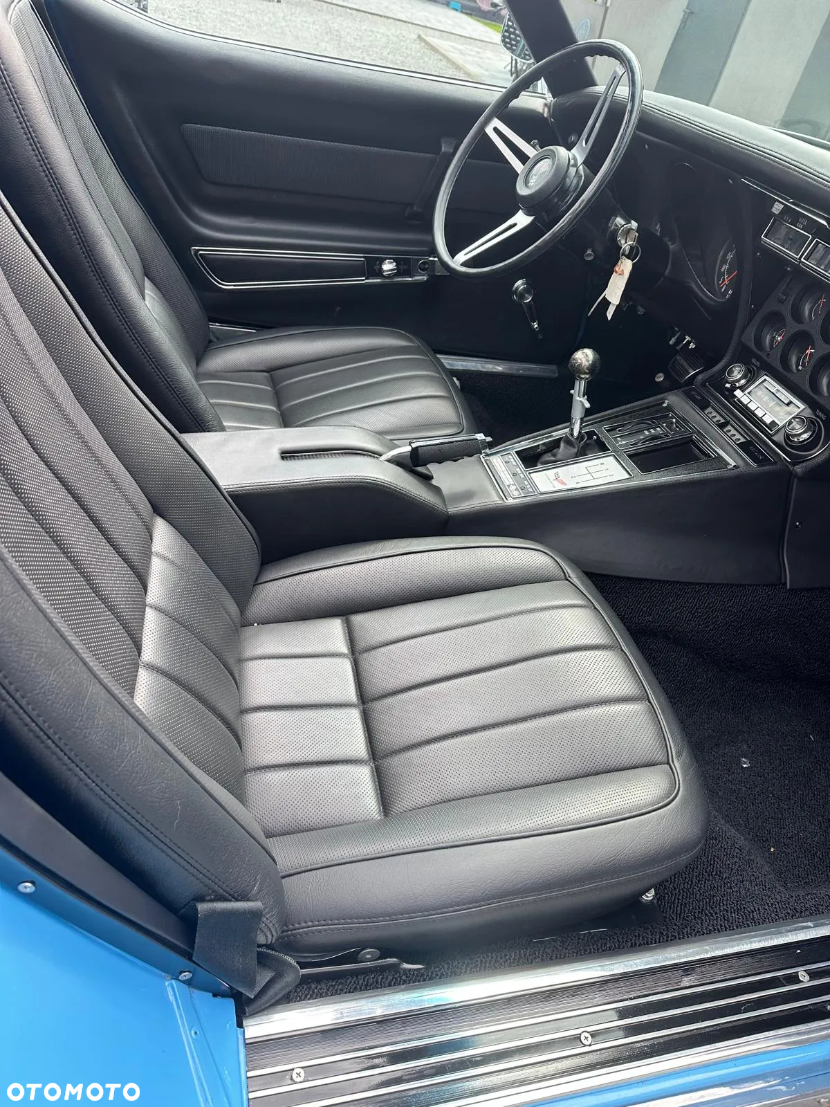 Chevrolet Corvette - 8