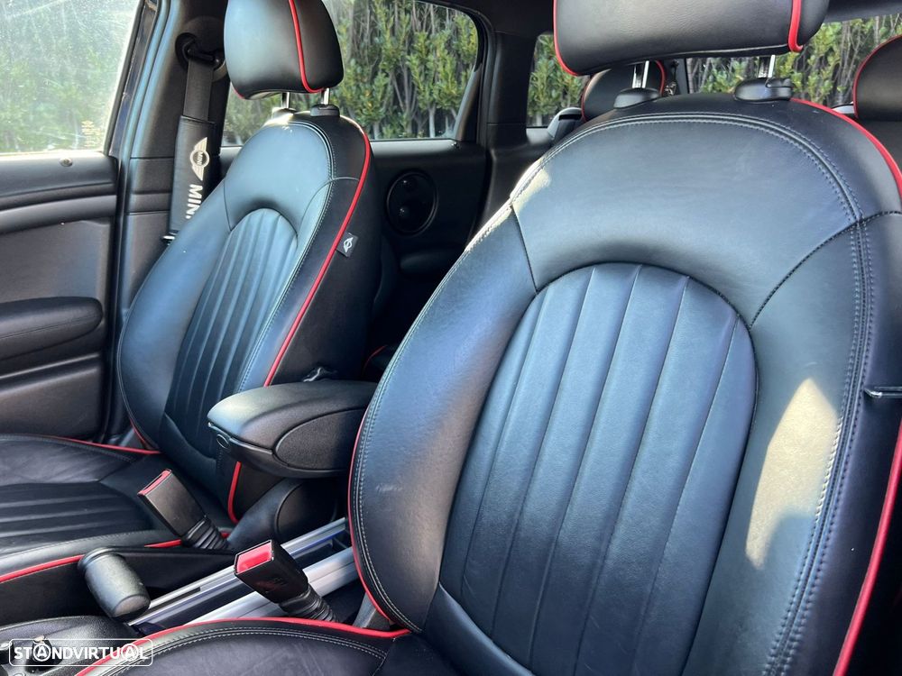 MINI Countryman John Cooper Works ALL4 Auto - 28