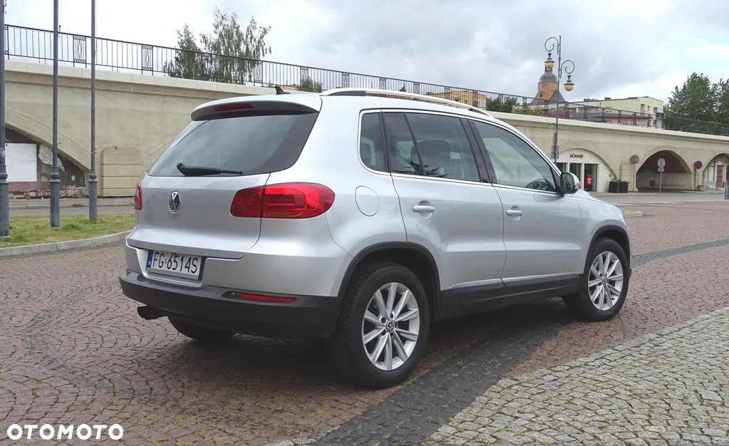 Volkswagen Tiguan 2.0 TDI SCR BlueMotion Technology Sport & Style - 11