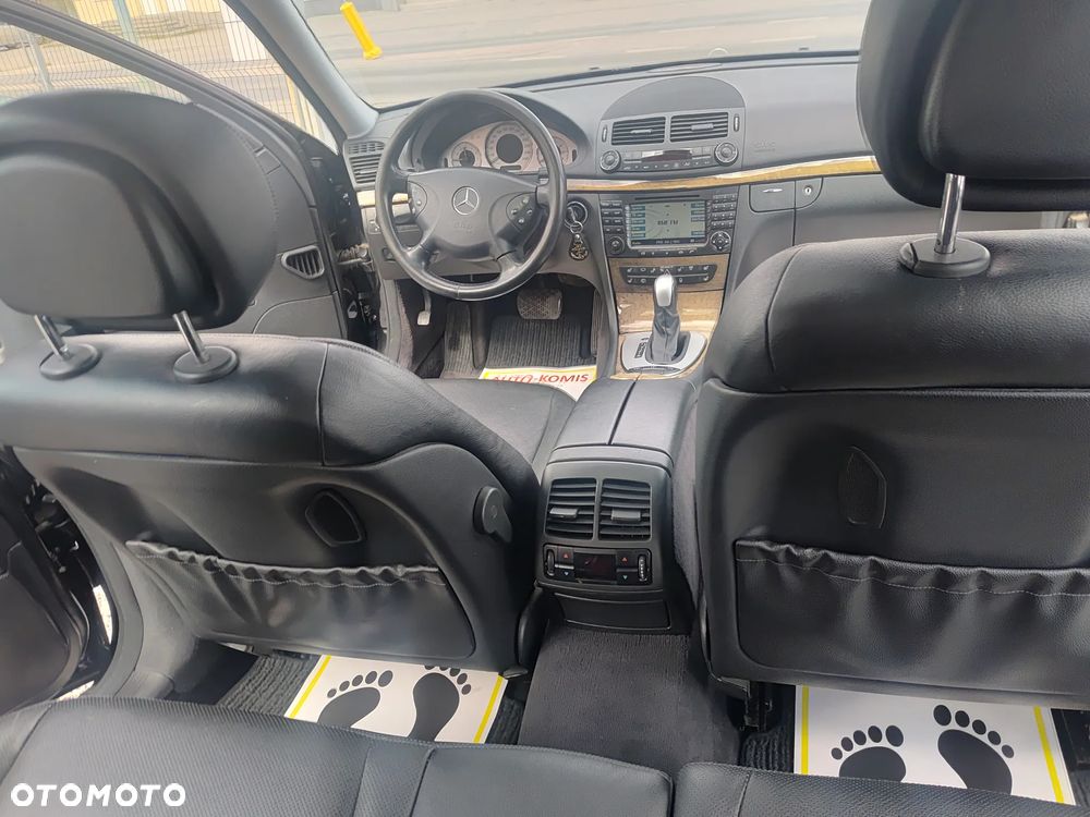 Mercedes-Benz Klasa E 500 Avantgarde Sport Edition - 20