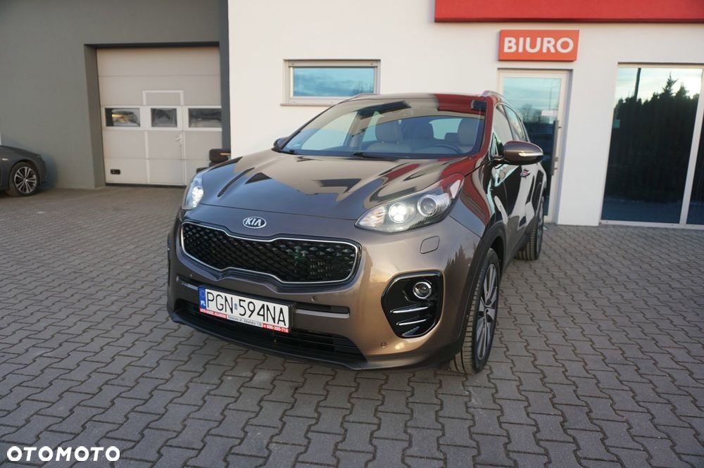 Kia Sportage 2,0 CRDI AWD Platinum - 2