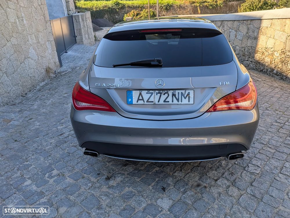Mercedes-Benz CLA 220 d 7G-DCT Peak Edition - 4