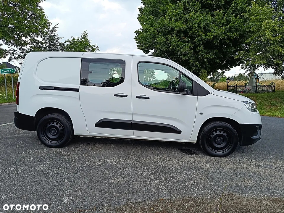Toyota Proace City 1.5 D-4D Long 2,3t Active (bryg.) - 15