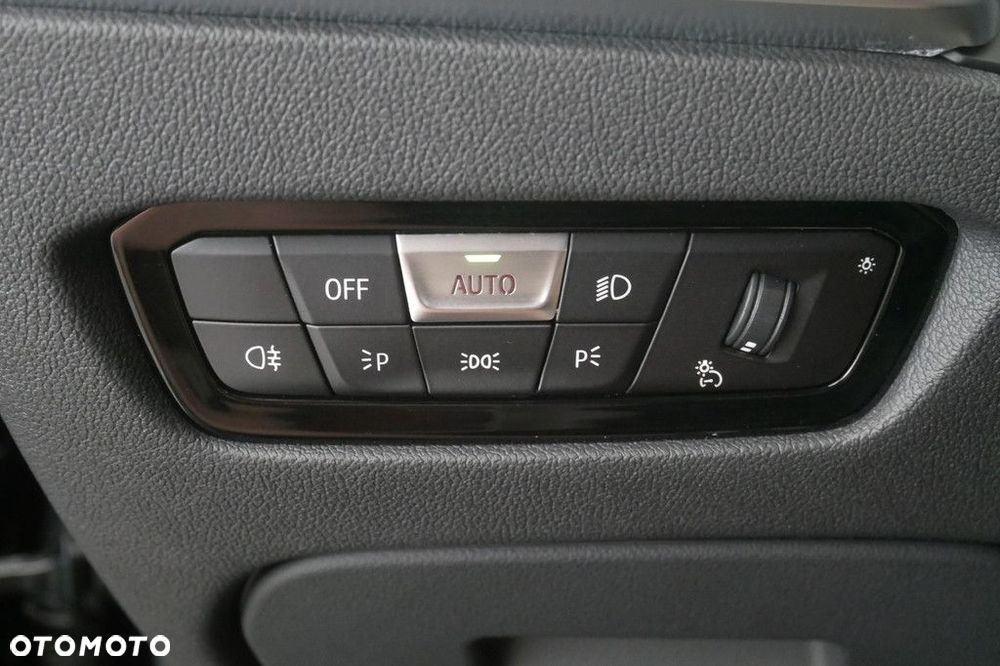 BMW Seria 3 - 33