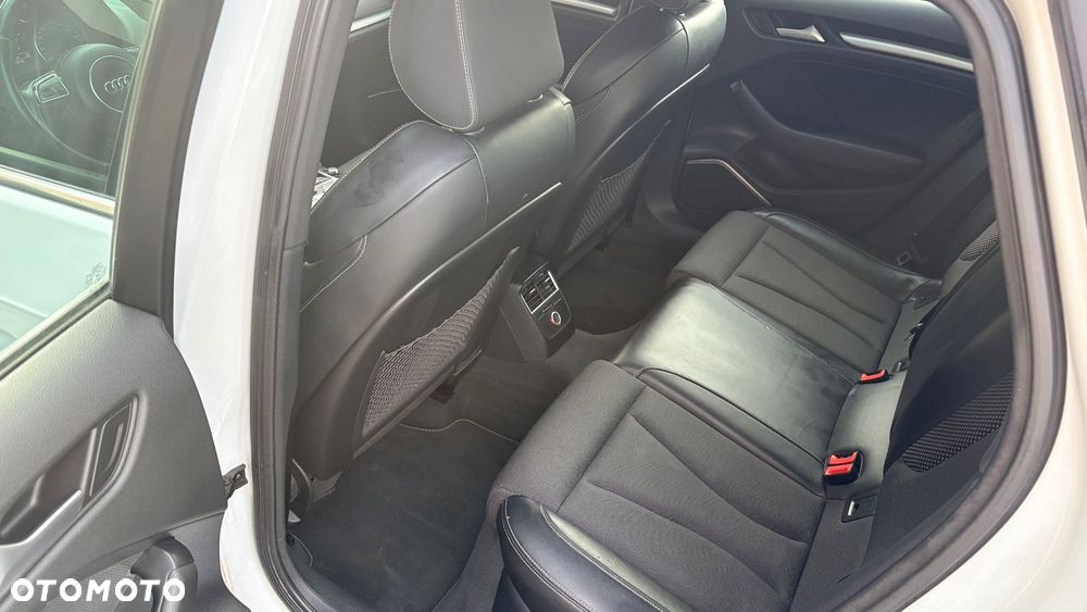 Audi A3 Sportback 40 e-tron S tronic design - 10
