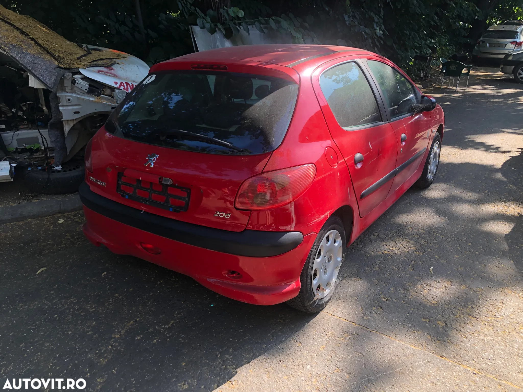 Dezmembrez Peugeot 206 rosu benzina 2005 - 6