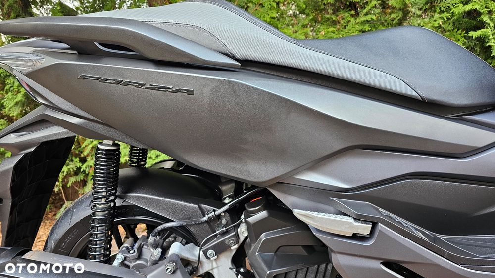 Honda NSS - 9