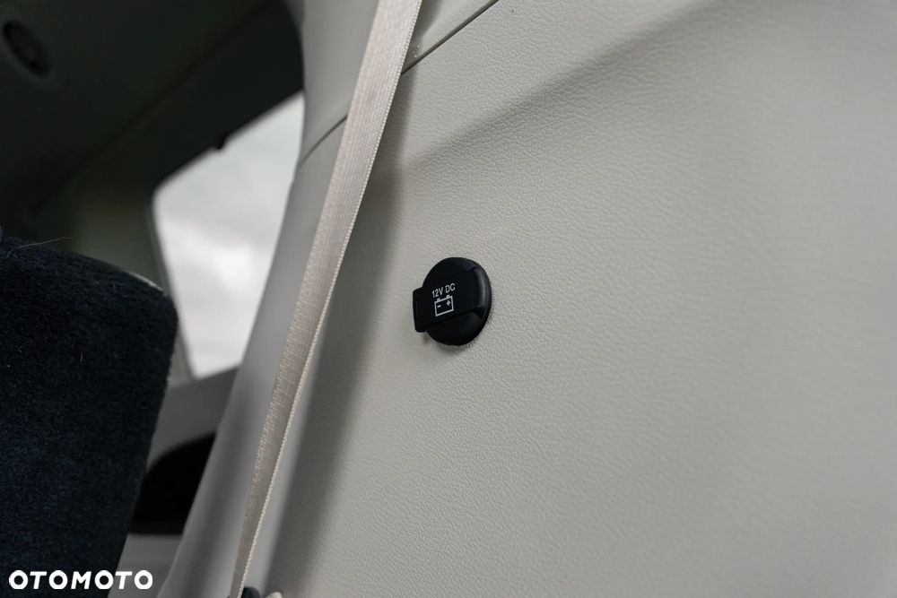 Chrysler Pacifica - 23