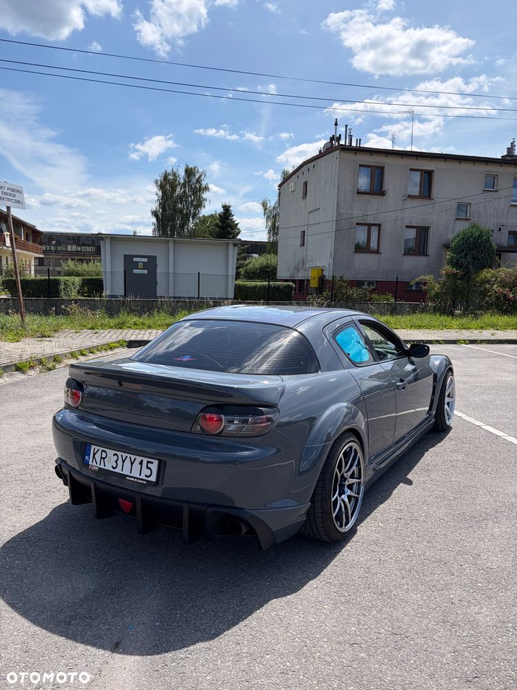 Mazda RX-8 Revolution - 2