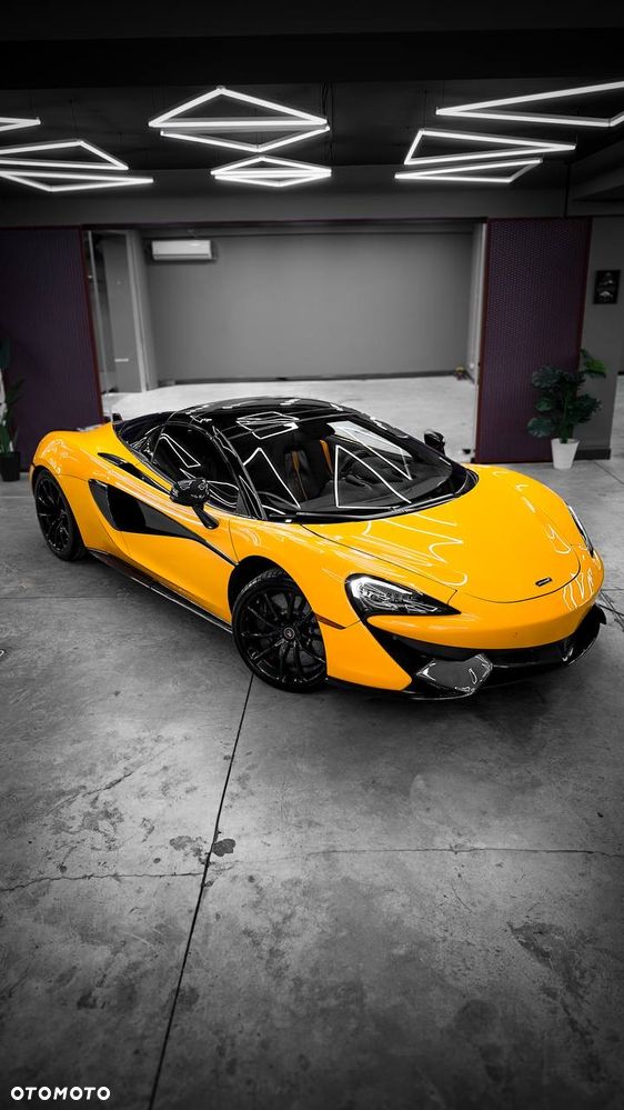 McLaren 570S Coupe - 2