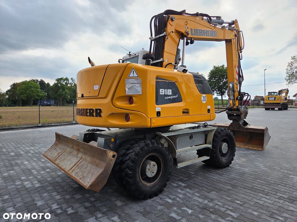 Liebherr A918 Compact / z Niemiec / Stan idealny / - 4