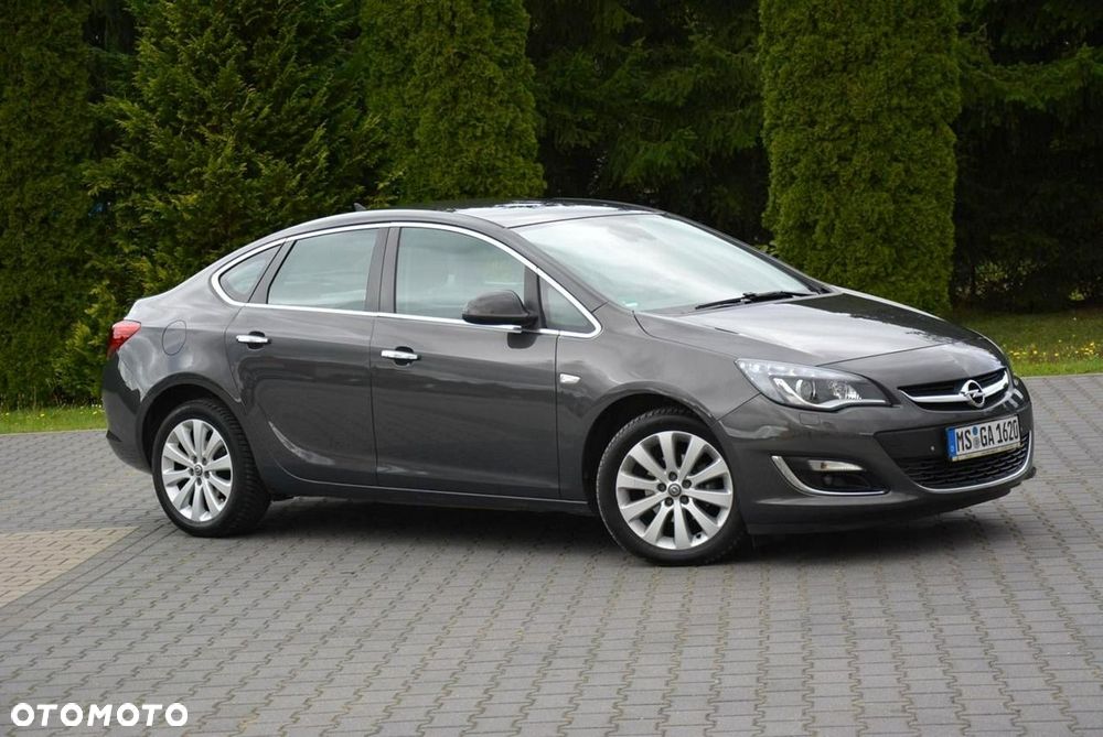 Opel Astra 1.4 Turbo Automatik Innovation - 11