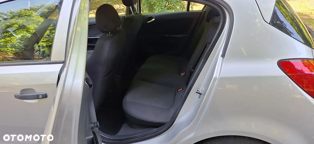 Opel Corsa - 10