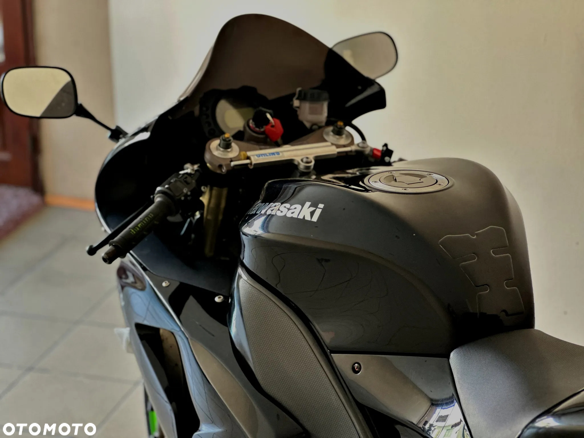 Kawasaki Ninja - 11