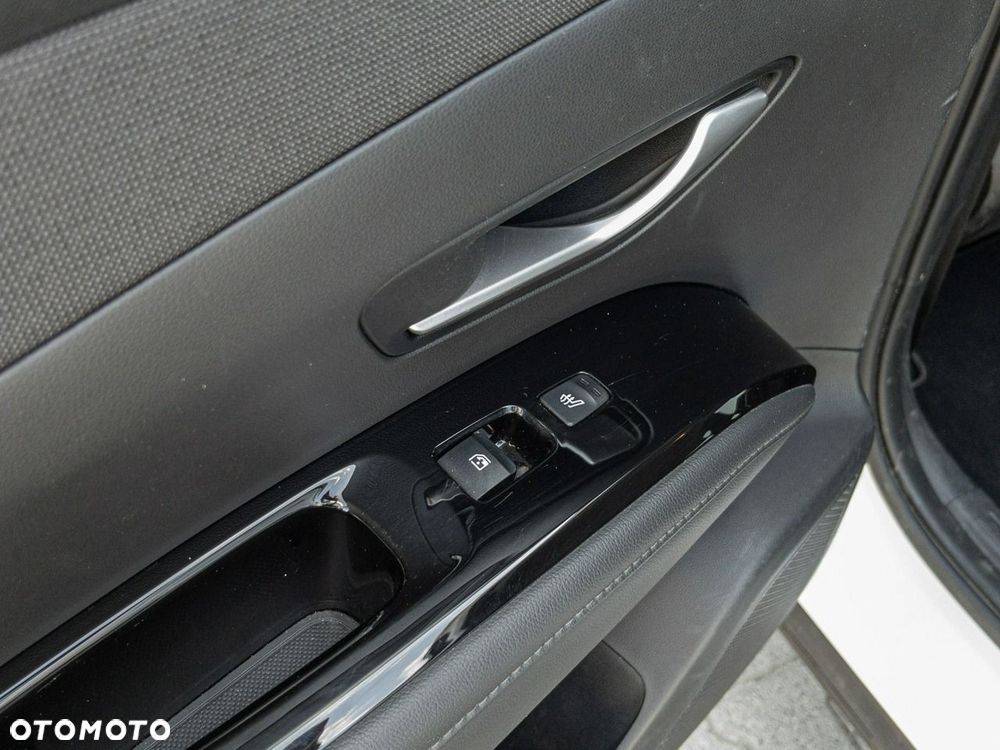Hyundai Tucson 1.6 T-GDi HEV Executive 2WD - 22