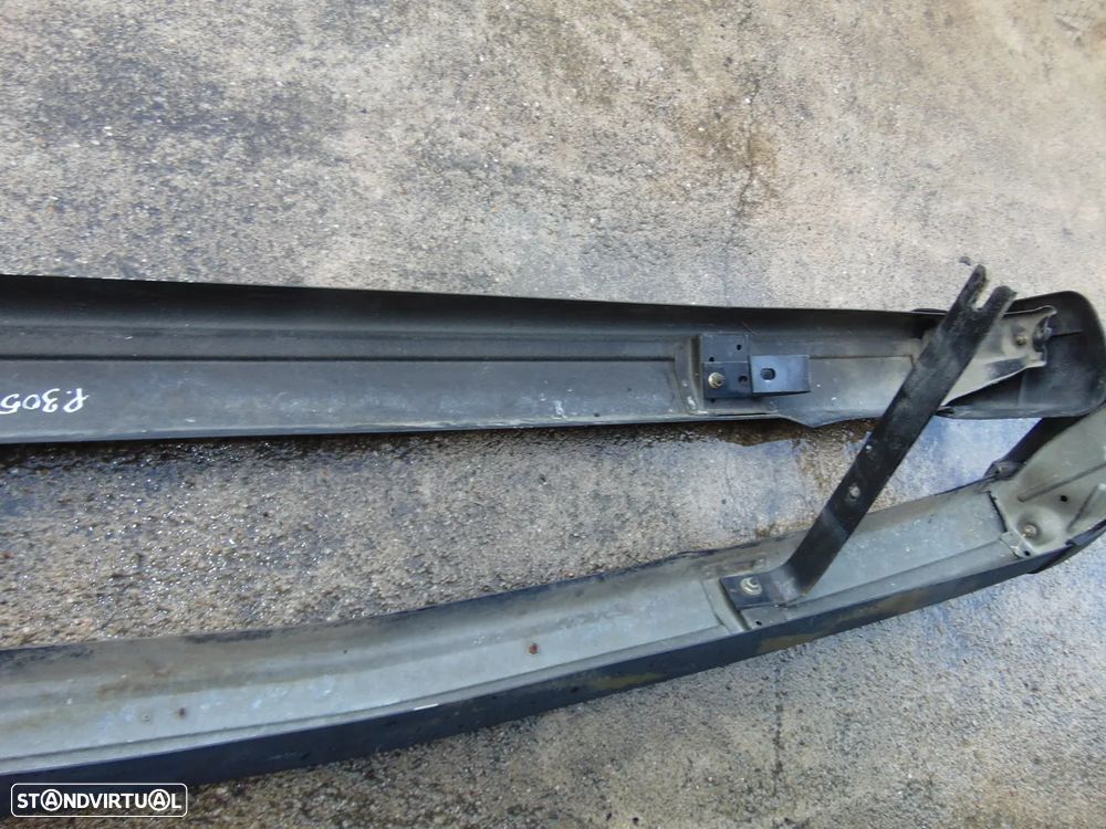 Peugeot 305 para-choques - 6